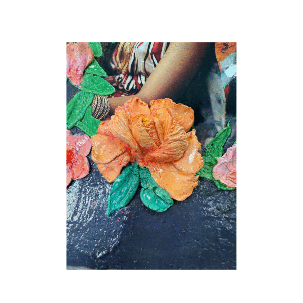 Custom Hand-Sculpted Photo Art Frame – Personalized Wall Décor with Floral Design